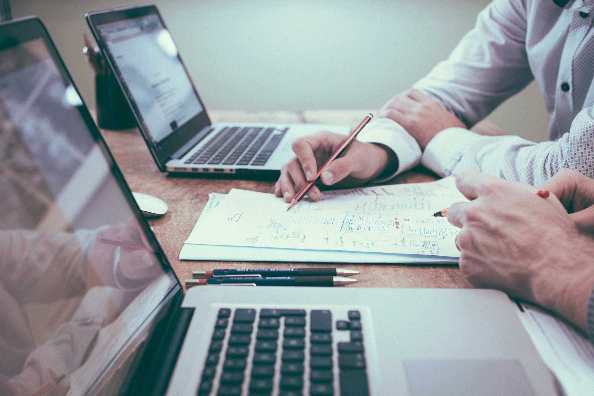 Unternehmensverkauf professionell gesteuert - intelligentis GmbH