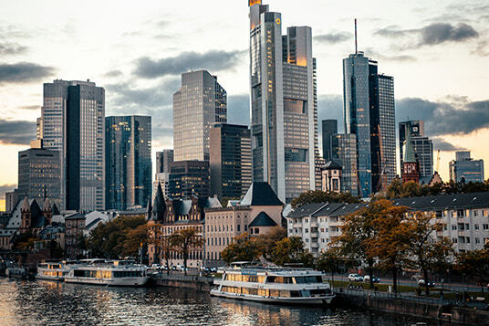 corporate-finance-gabor-kozmon-gZnxUoDFKyA-unsplash
